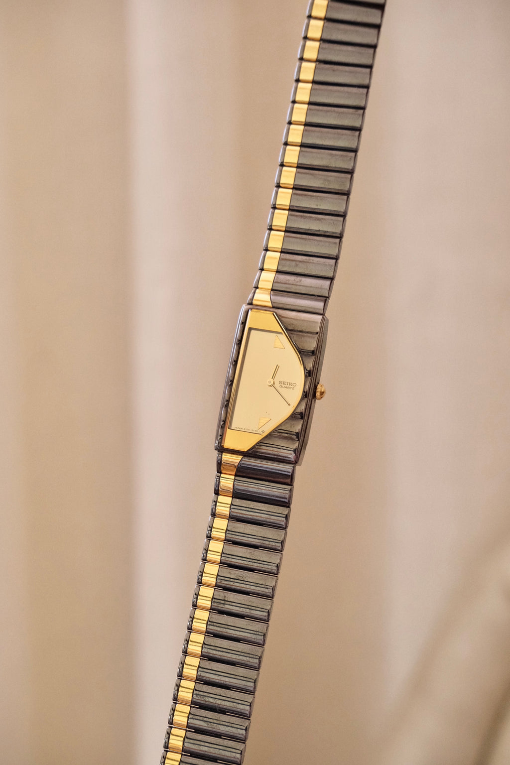 Rare Vintage 1980s Ladies Seiko "Half-Moon" Watch