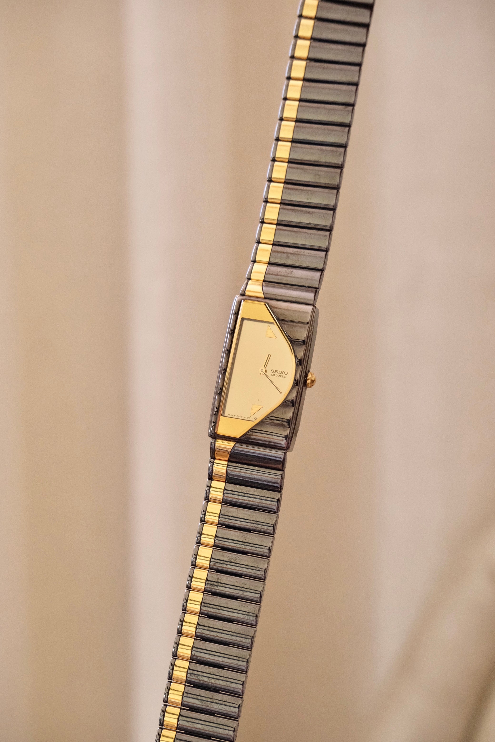Rare Vintage 1980s Ladies Seiko "Half-Moon" Watch