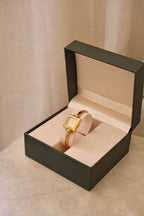 Near Mint Rare Vintage Ladies 1900L Gold Bangle Gucci Watch In Box