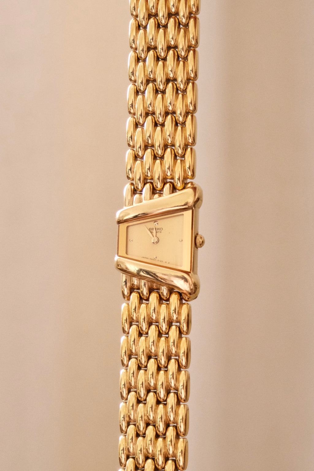 Rare Vintage Ladies Seiko Rivoli Asymmetrical Gold Plated Quartz Watch Working