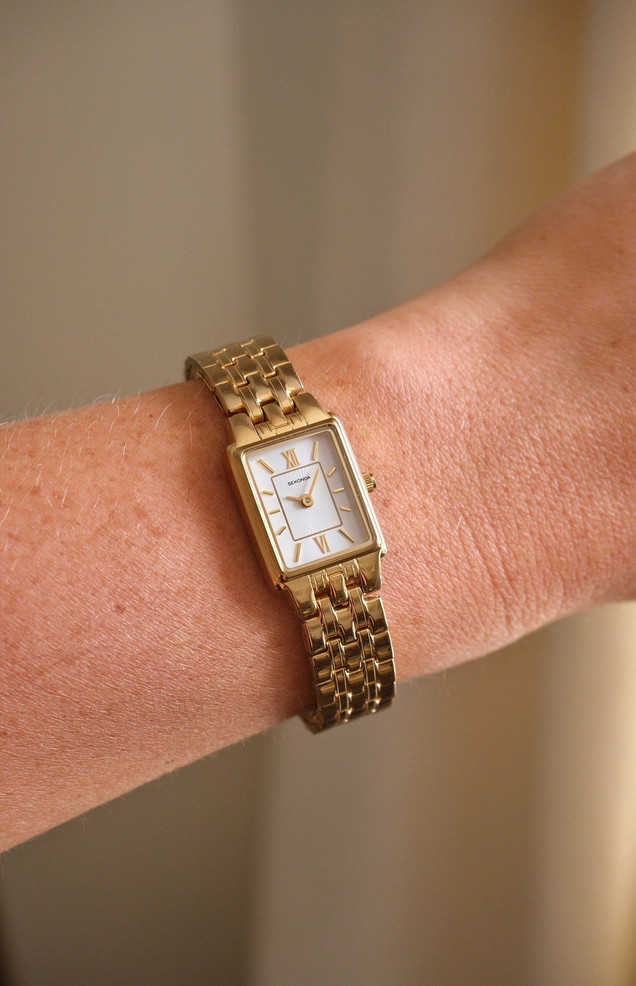 Vintage Ladies Rectangle Tank Style Gold Sekonda Watch Working