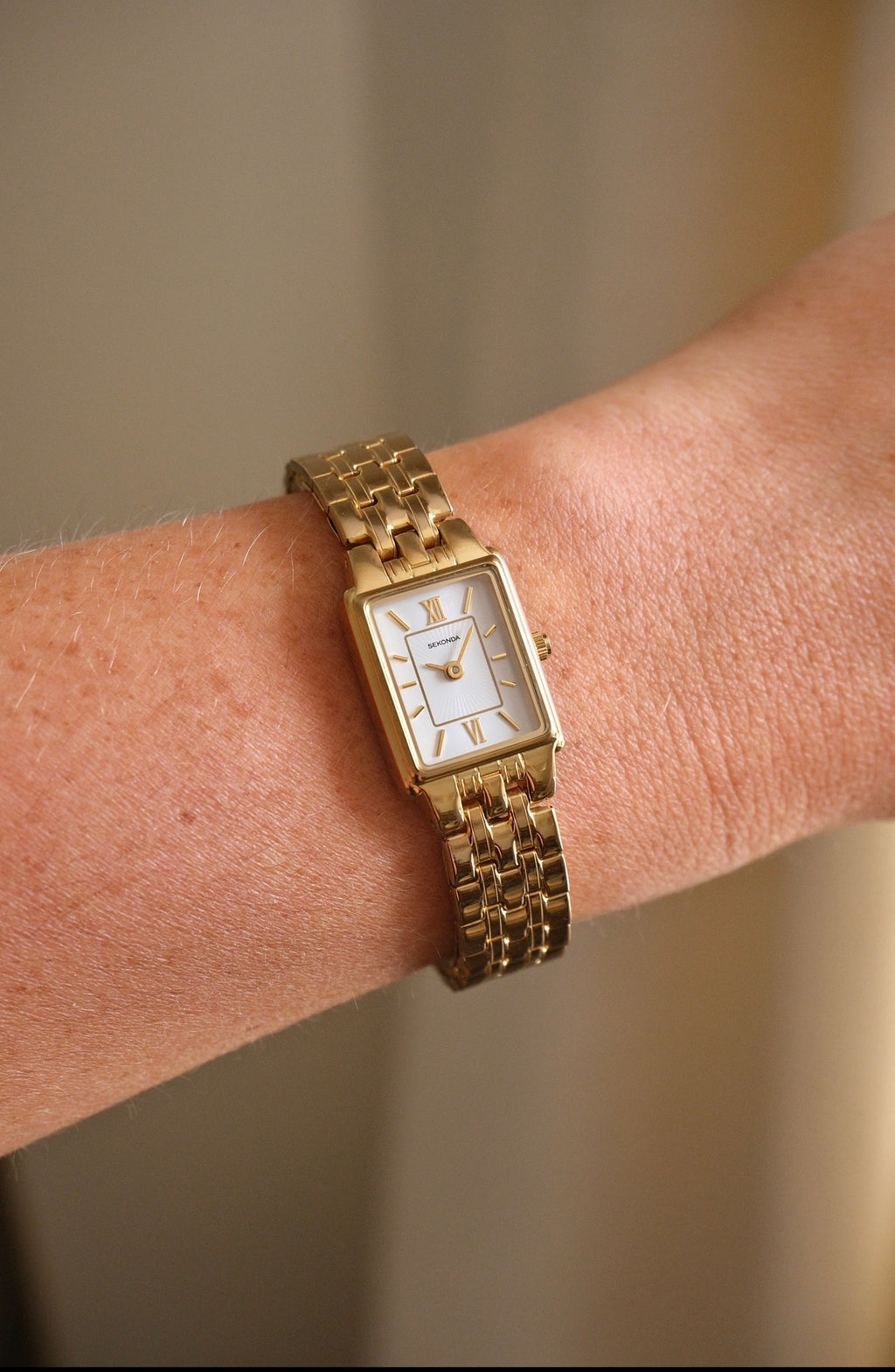 Vintage Ladies Rectangle Tank Style Gold Sekonda Watch Working